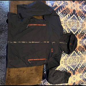 Mountain Hardwear Ski/ Snowboard Shell Jacket